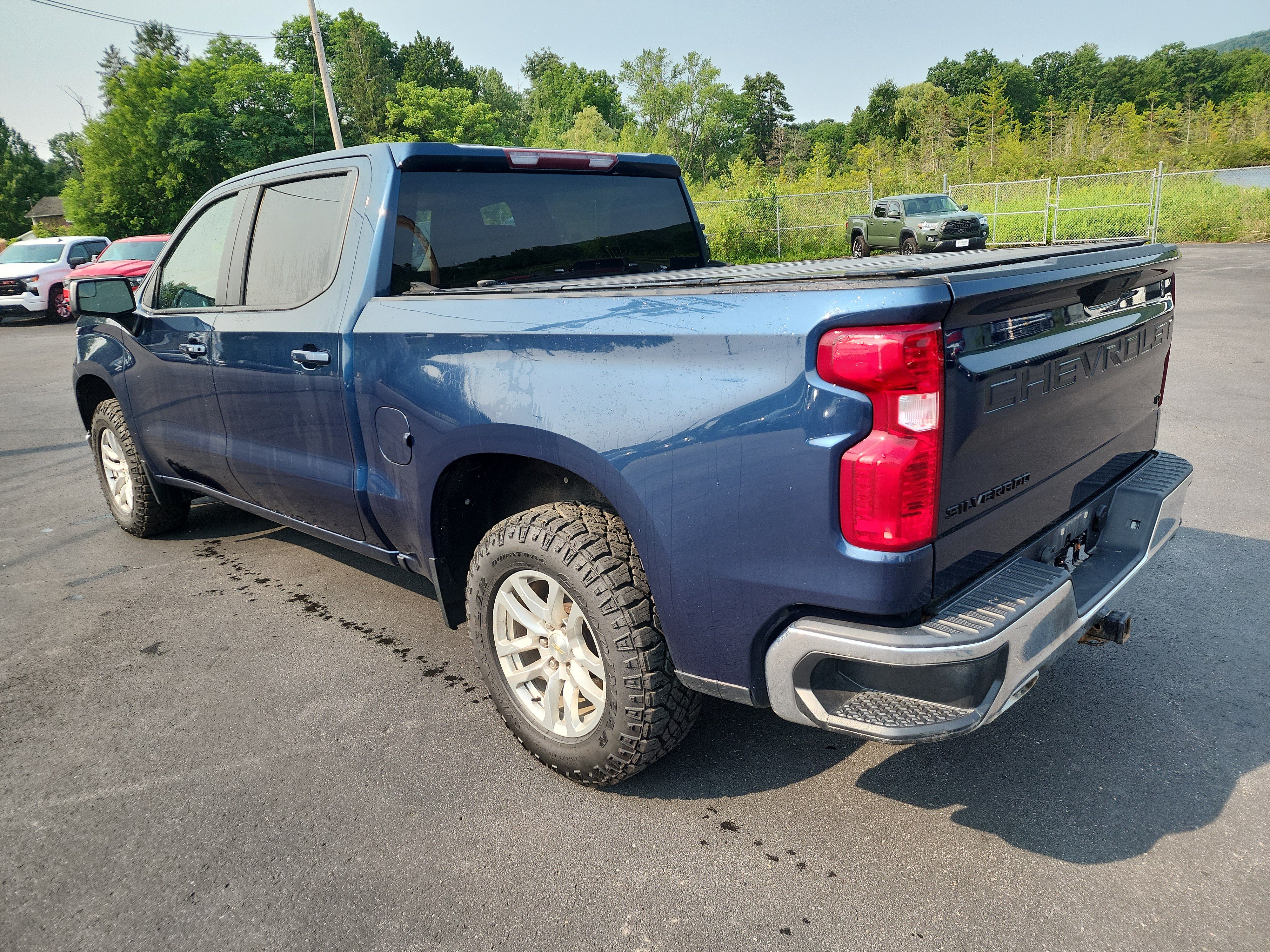 Certified 2021 Chevrolet Silverado 1500 LT w/ Diesel Off-Road Package AWD/4WD image 6