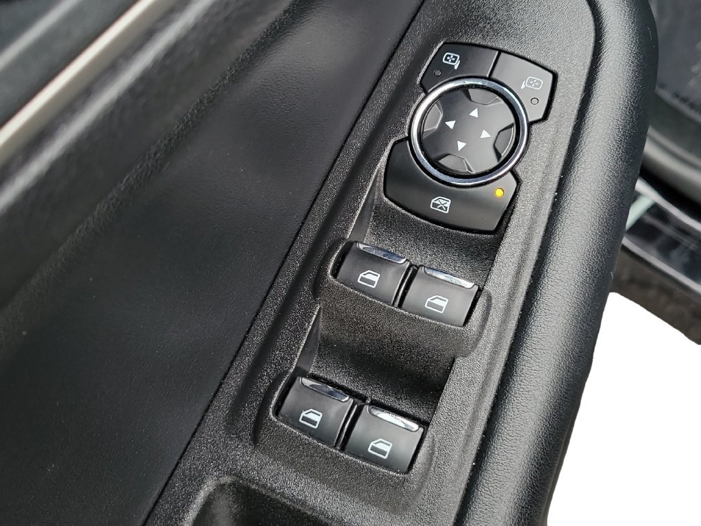 Used 2024 Ford Edge SEL AWD/4WD image 24