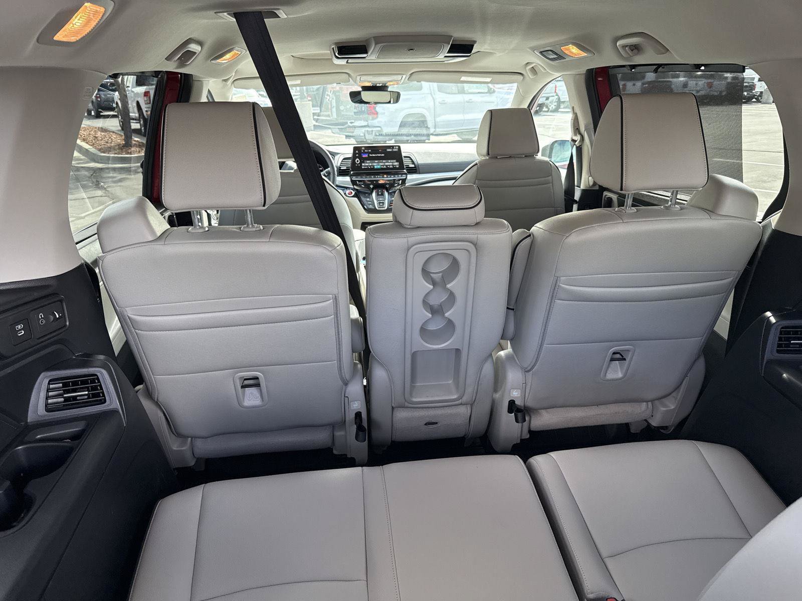 Used 2026 Honda Odyssey Touring image 7