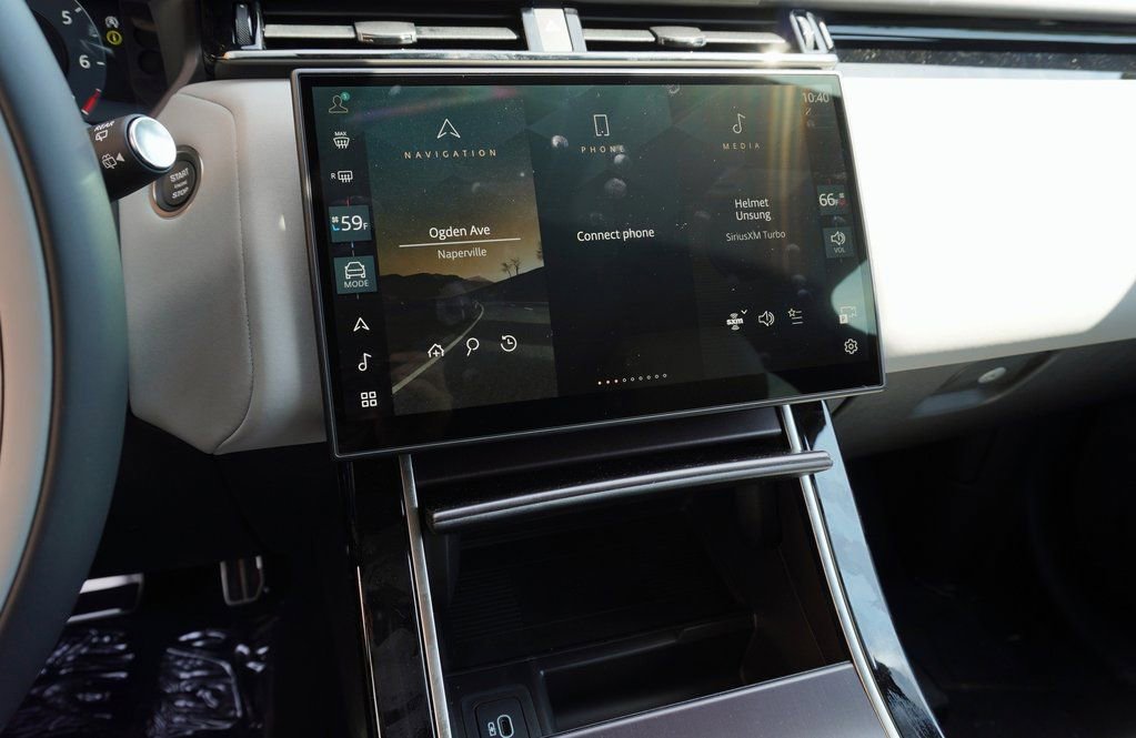 Certified 2026 Land Rover Range Rover Velar Dynamic SE AWD/4WD image 18