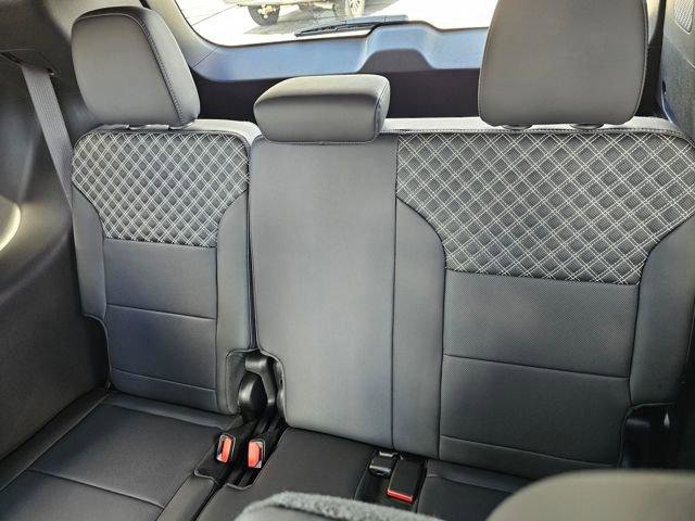 New 2026 GMC Acadia Denali w/ Super Cruise Package FWD image 19