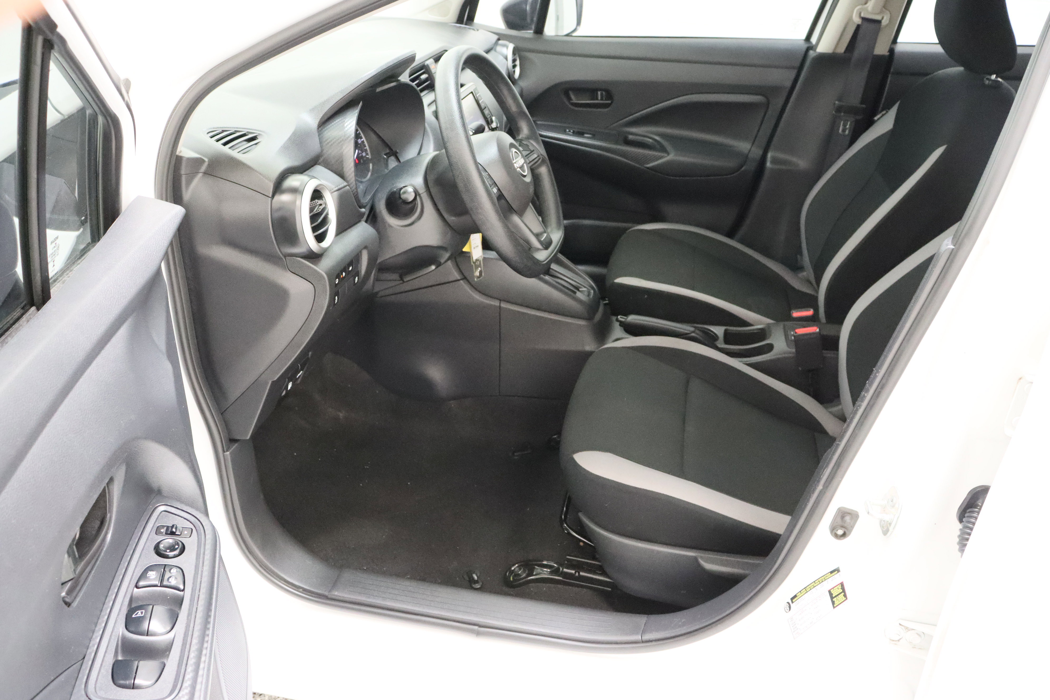 Used 2025 Nissan Versa S w/ Trunk Package FWD image 14