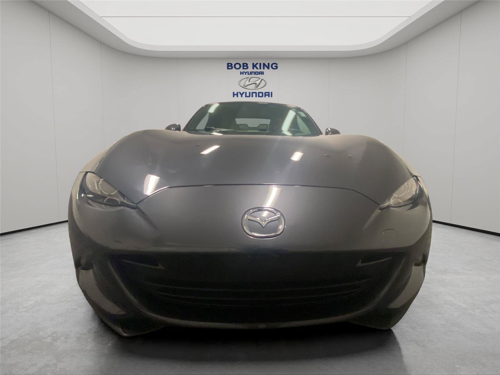 Used 2016 MAZDA MX-5 Miata Grand Touring RWD image 8