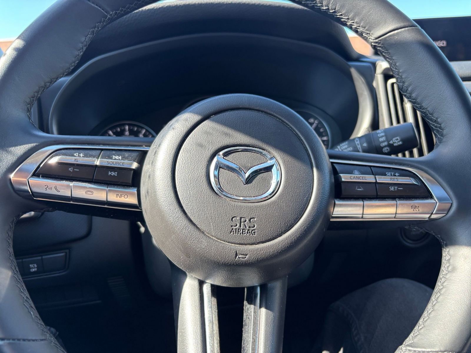Used 2025 MAZDA CX-50 AWD 2.5 S w/ Premium Package image 28