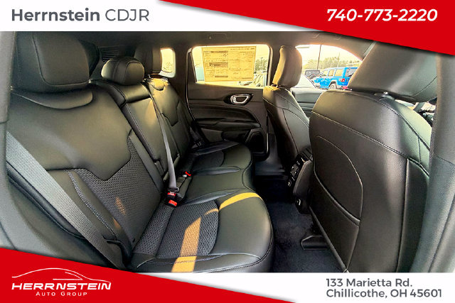 New 2026 Jeep Compass Latitude AWD/4WD image 23