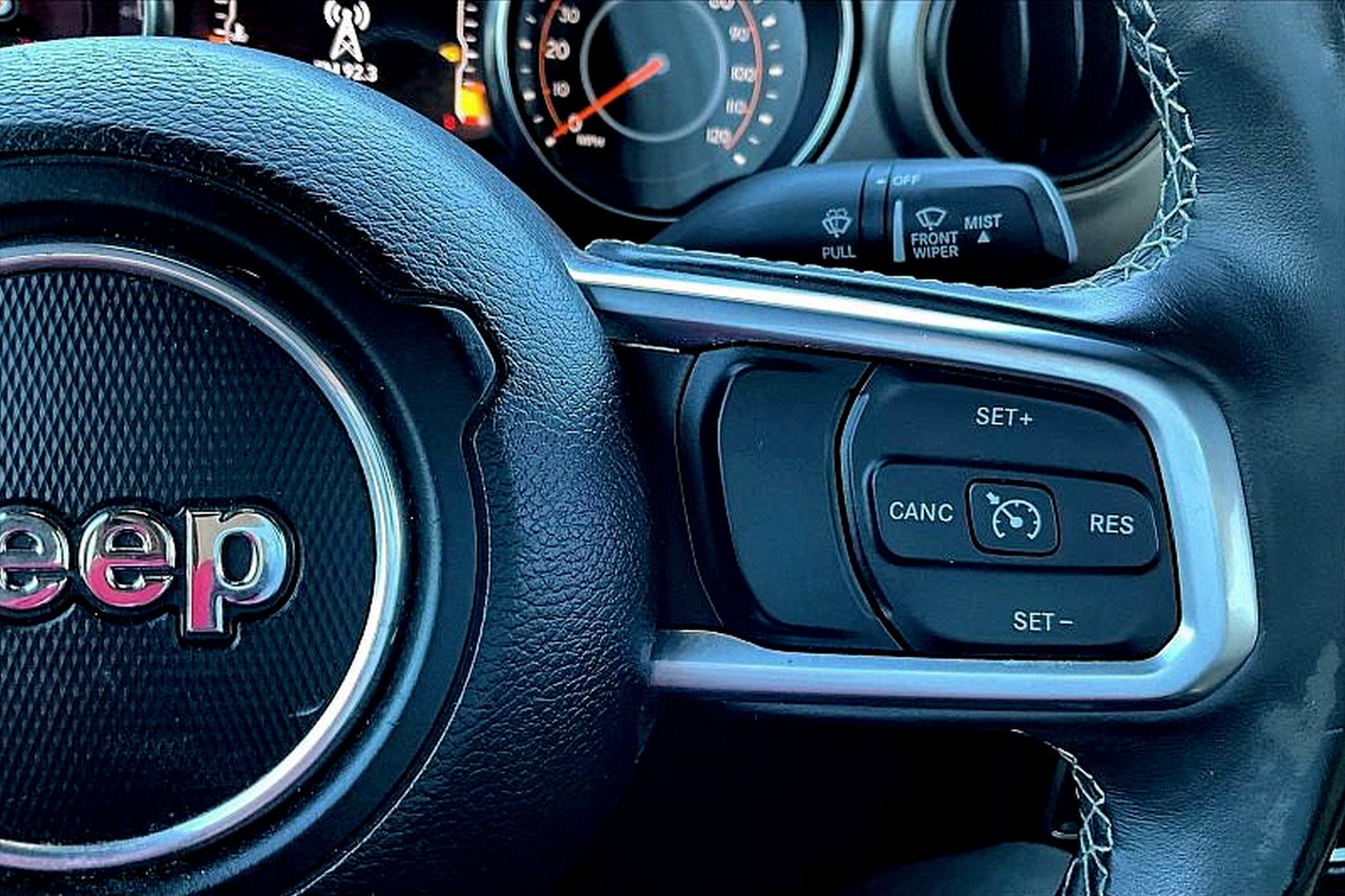 Used 2020 Jeep Gladiator Sport w/ Quick Order Package 24S image 19