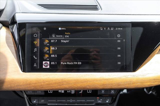 Used 2023 Audi e-tron GT Premium Plus w/ Executive Package AWD/4WD image 16