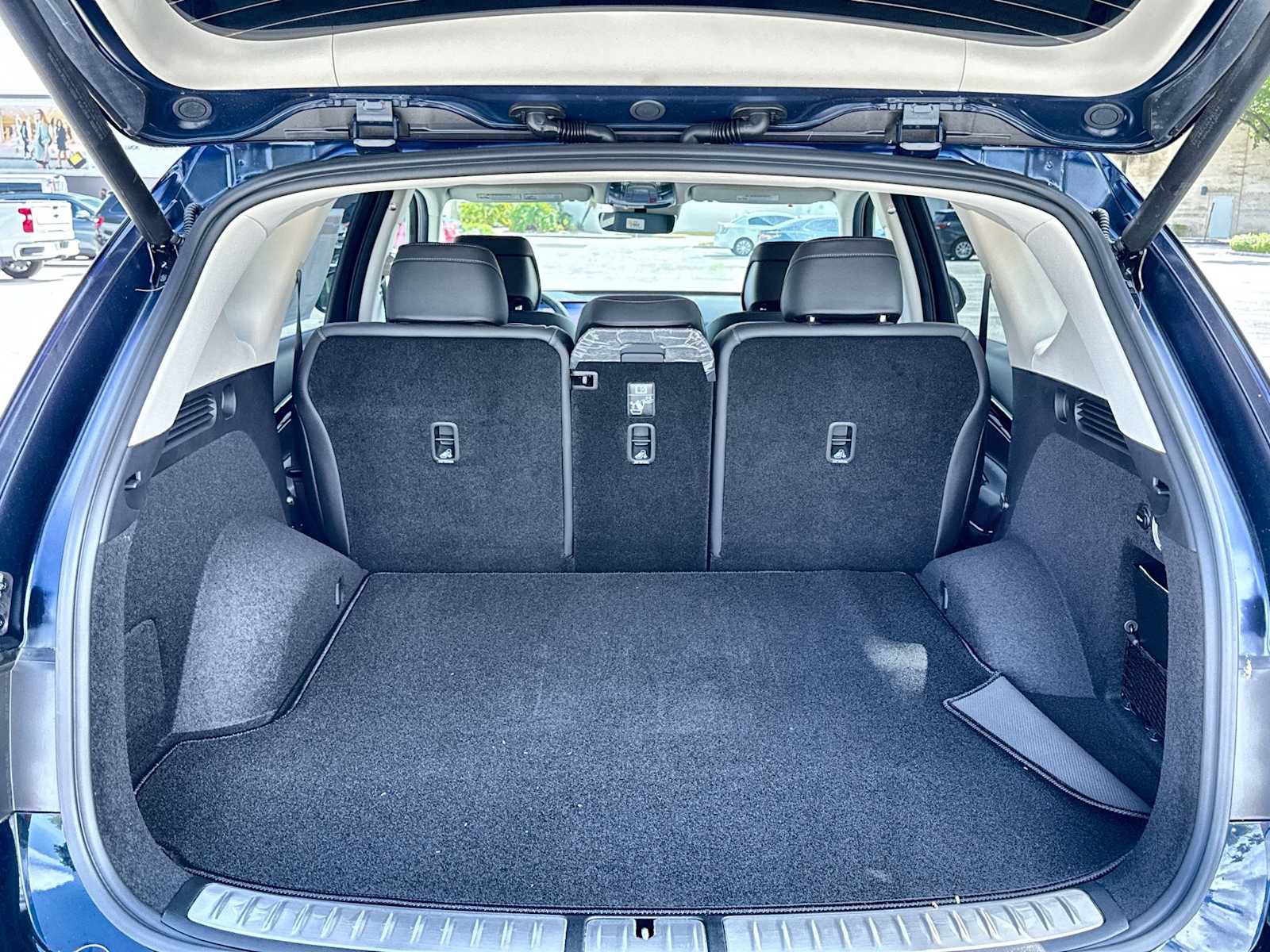 New 2026 Genesis GV80 2.5T RWD image 25