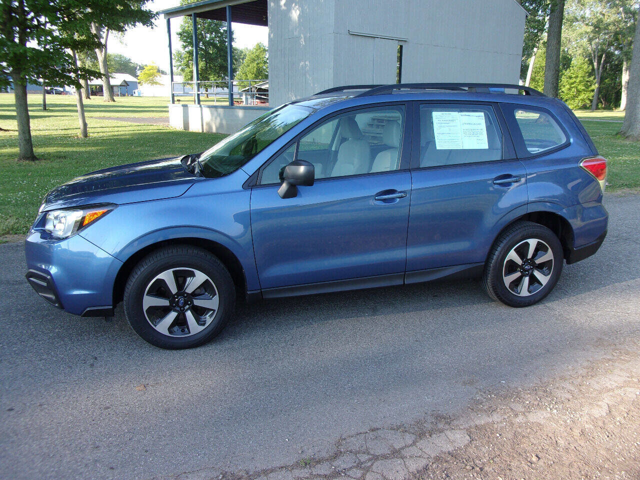 Used 2017 Subaru Forester 2.5i w/ Alloy Wheel Package image 6