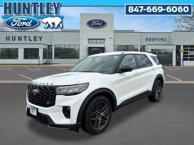 Used 2025 Ford Explorer ST image 1