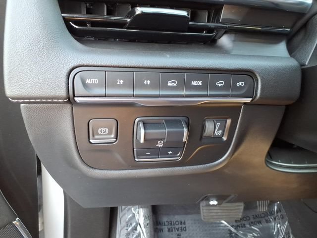 Used 2021 Cadillac Escalade Sport w/ Driver Assist Tech Package AWD/4WD image 31