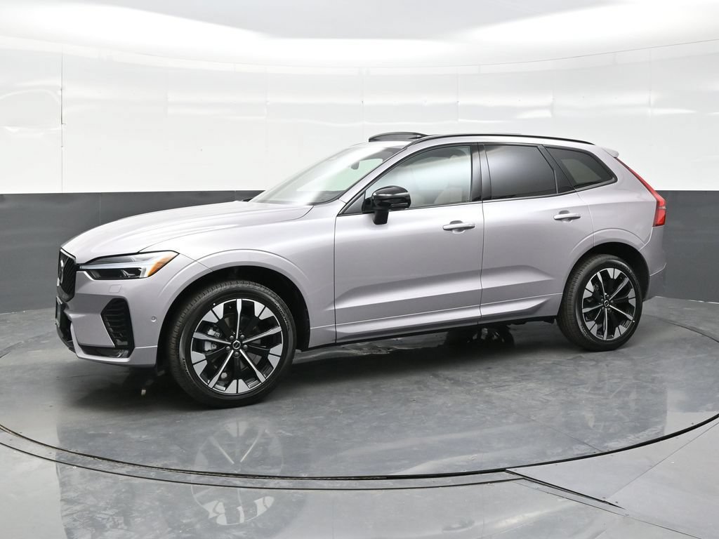 New 2026 Volvo XC60 B5 Plus w/ Climate Package PRO AWD/4WD image 3