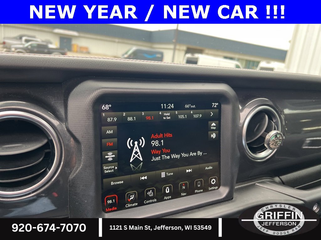 Used 2021 Jeep Wrangler Unlimited Rubicon w/ Trailer Tow Package image 24