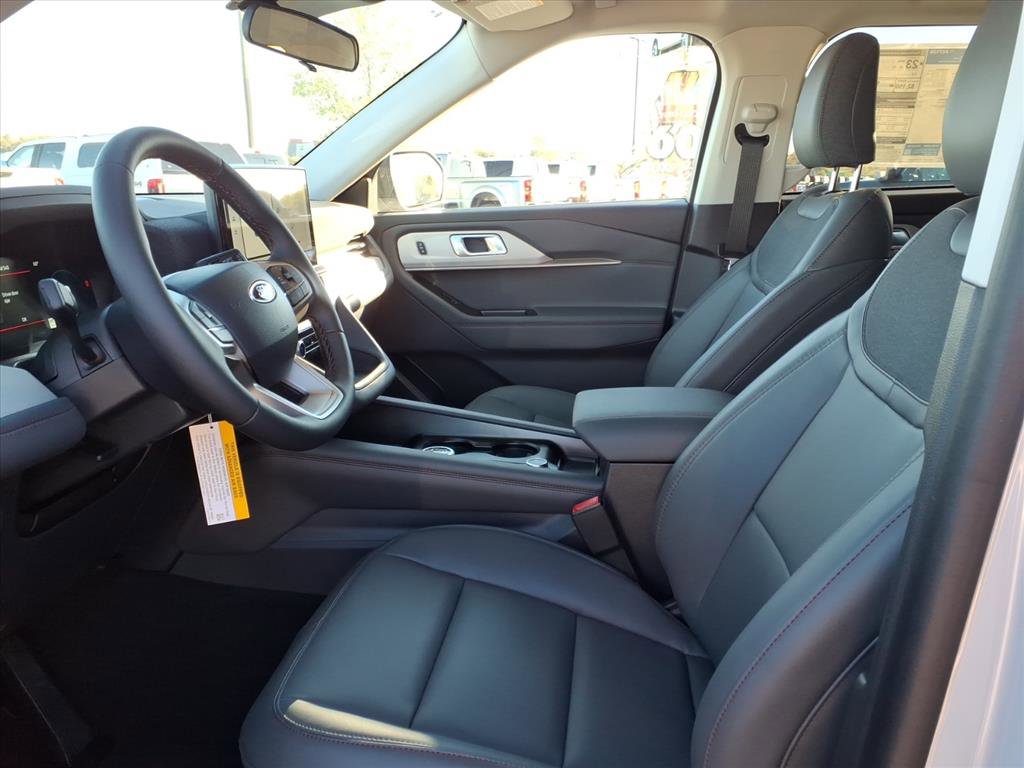New 2026 Ford Explorer Active image 10