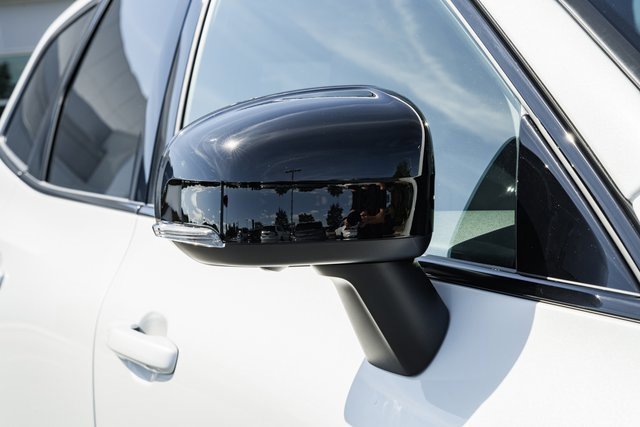 New 2026 Volvo XC60 B5 Plus w/ Protection Package Premier image 14