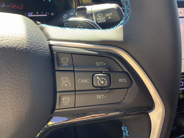 New 2024 Jeep Grand Cherokee Trailhawk AWD/4WD image 11