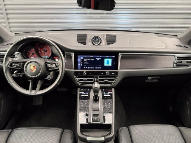 Certified 2023 Porsche Macan GTS AWD/4WD image 18