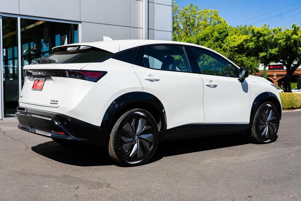 Used 2024 Nissan Ariya AWD image 6