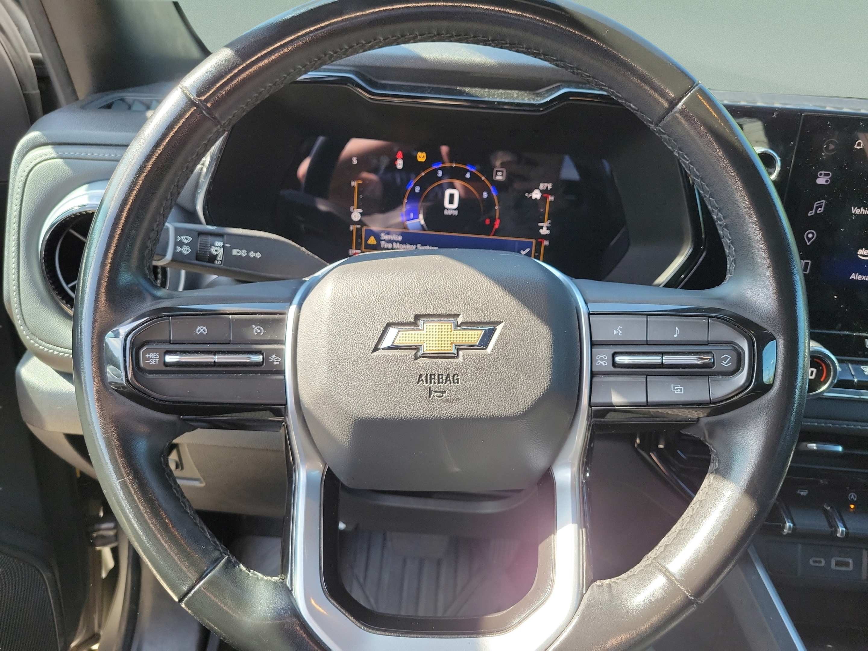 Used 2023 Chevrolet Colorado LT w/ LT Convenience Package II RWD image 16