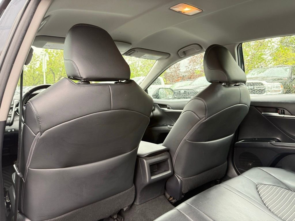 Used 2019 Toyota Camry SE image 17