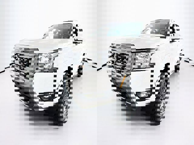 New 2025 Nissan Frontier SV w/ SV Convenience Package