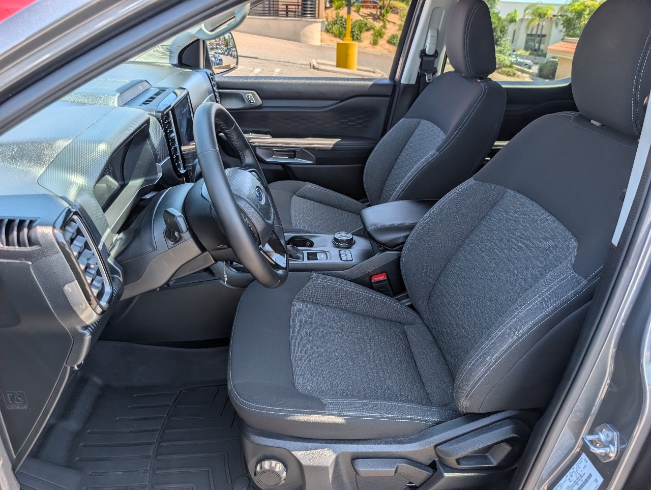 Used 2024 Ford Ranger XLT AWD/4WD image 2