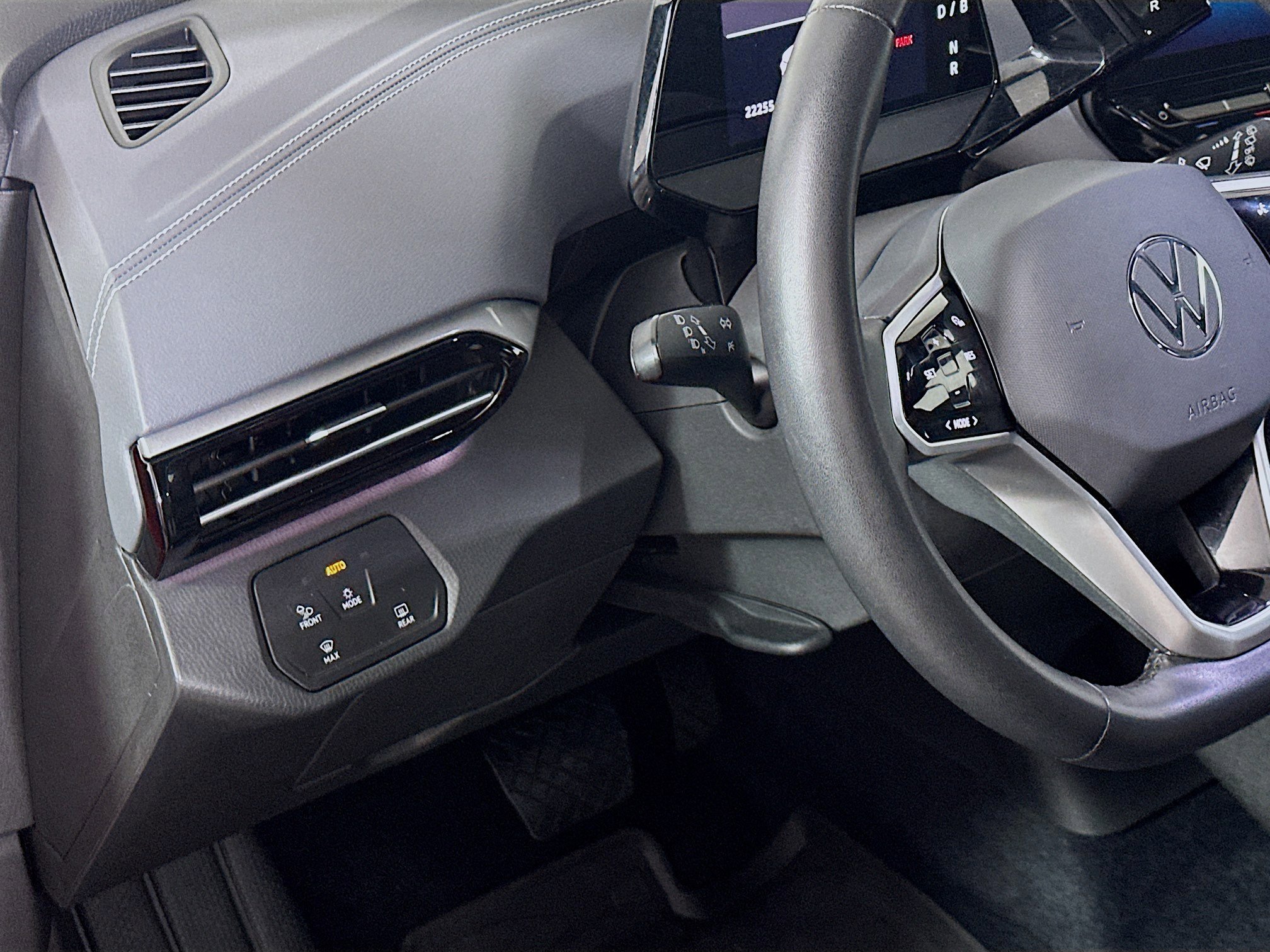 Used 2023 Volkswagen ID.4 S RWD image 16