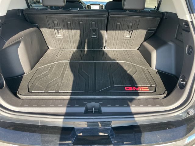 Used 2024 GMC Terrain Denali w/ LPO, Floor Liner Package AWD/4WD image 32