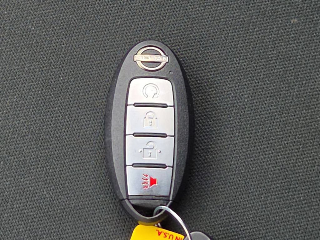 Used 2026 Nissan Frontier PRO-4X AWD/4WD image 32