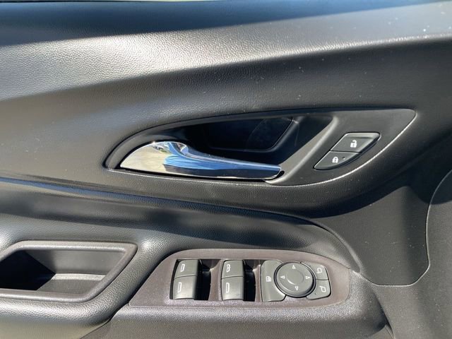 Used 2020 Chevrolet Equinox LT FWD image 22