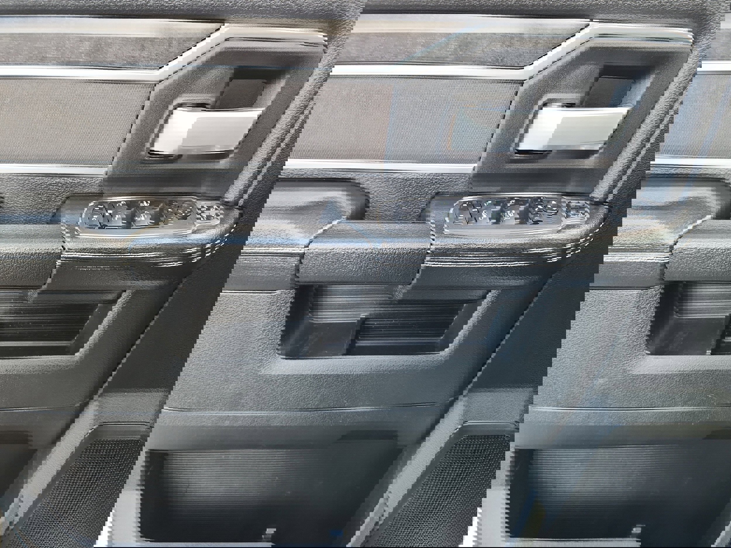 Used 2024 RAM 2500 Big Horn image 8