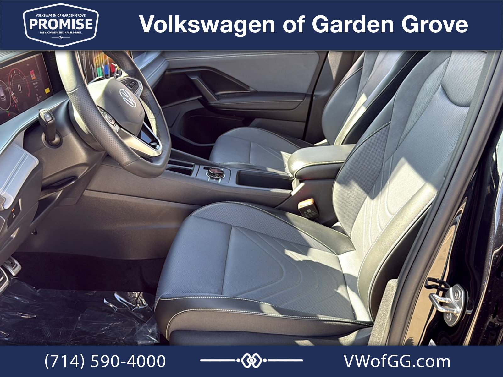 New 2026 Volkswagen Tiguan SE R-Line FWD image 15