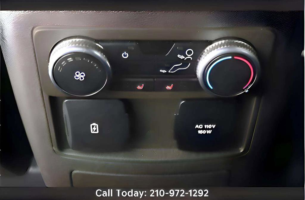 Used 2023 Ford Explorer King Ranch w/ Technology Package RWD image 13