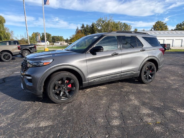 Used 2022 Ford Explorer ST w/ Equipment Group 401A AWD/4WD image 2