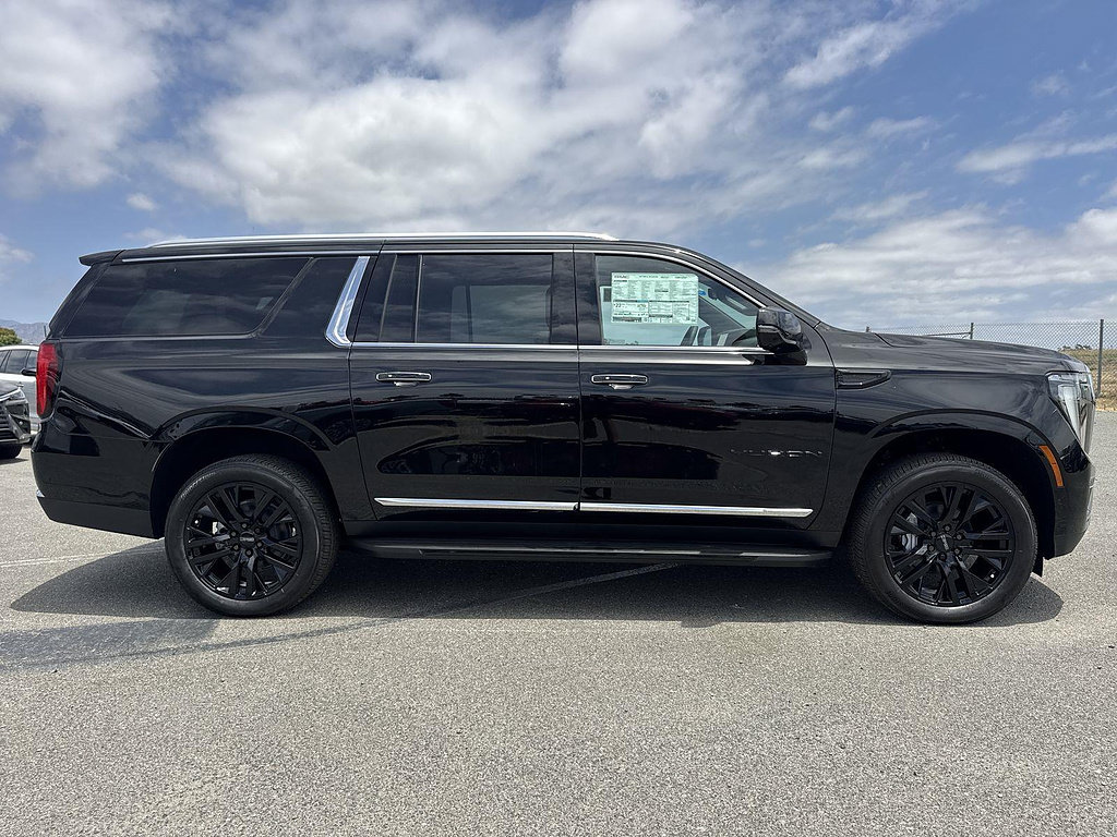 New 2026 GMC Yukon XL Elevation w/ Elevation Premium Package AWD/4WD image 3