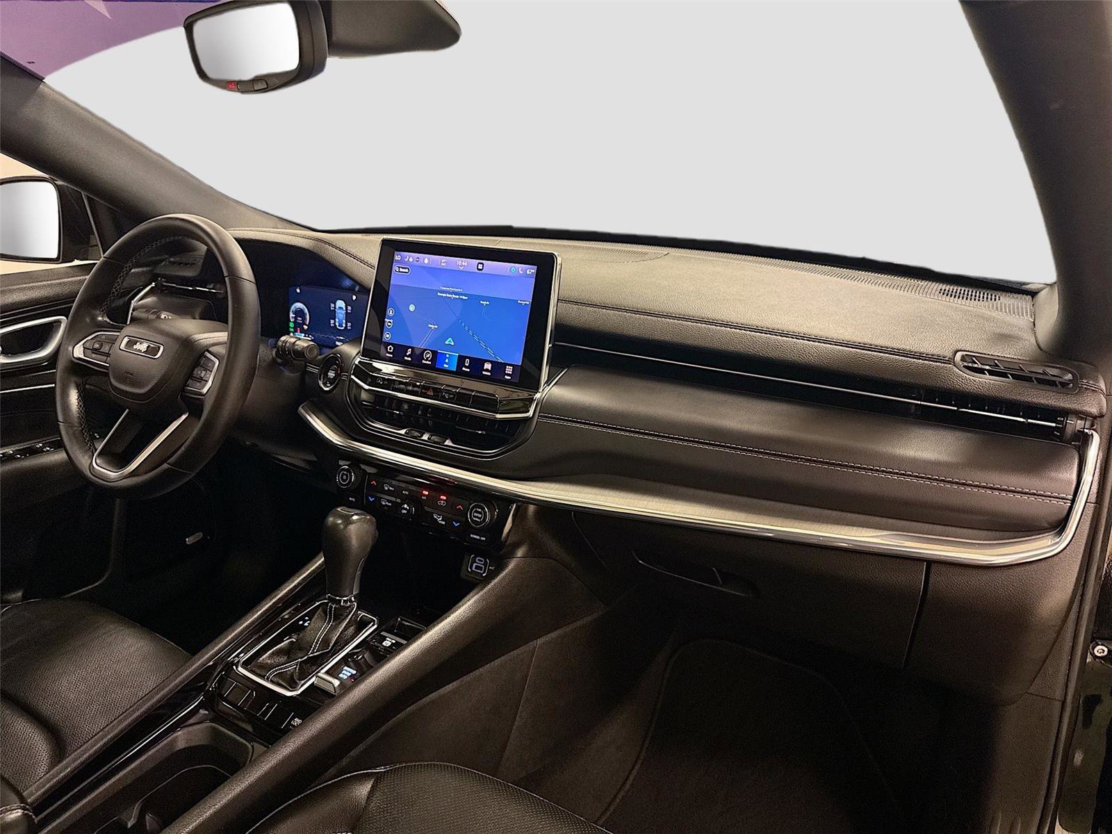 Used 2022 Jeep Compass High Altitude AWD/4WD image 30