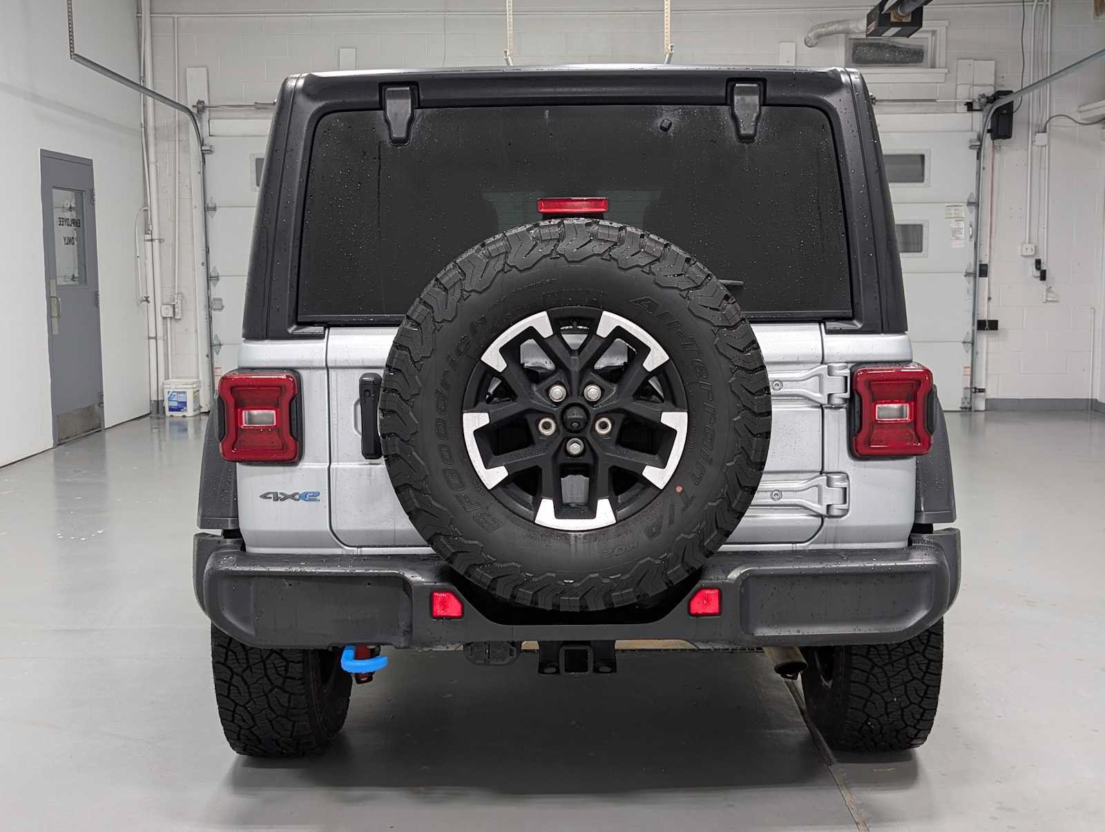 Used 2024 Jeep Wrangler Unlimited Rubicon 4xe AWD/4WD image 8