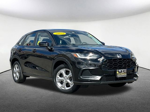 Used 2023 Honda HR-V LX image 2