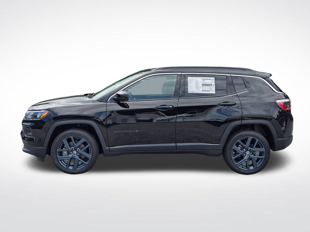 New 2026 Jeep Compass Latitude AWD/4WD image 17