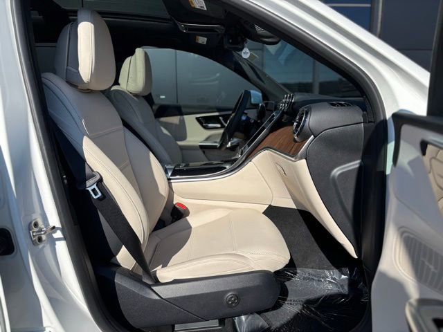 Used 2026 Mercedes-Benz GLC 300 4MATIC image 45