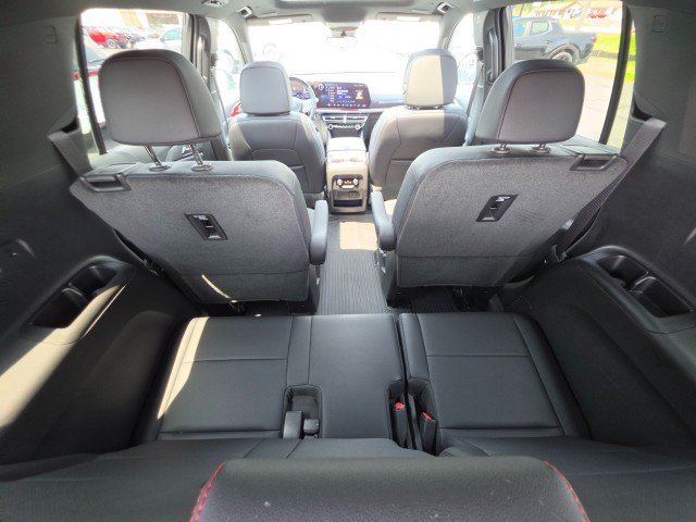 Used 2026 Chevrolet Traverse Z71 w/ Enhanced Driving Package AWD/4WD image 22