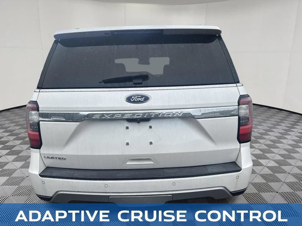 Used 2019 Ford Expedition Limited w/ Equipment Group 302A AWD/4WD image 15
