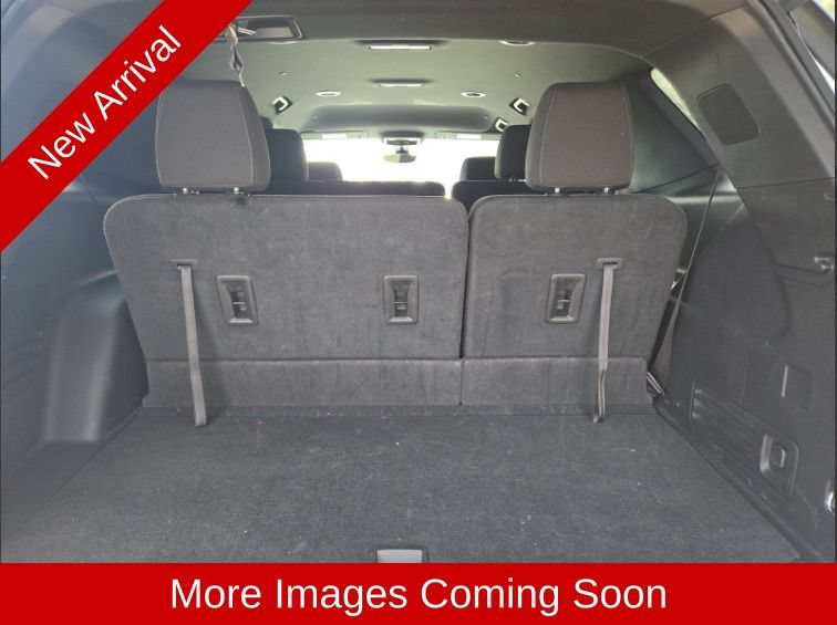 Used 2023 Chevrolet Traverse LT FWD image 12