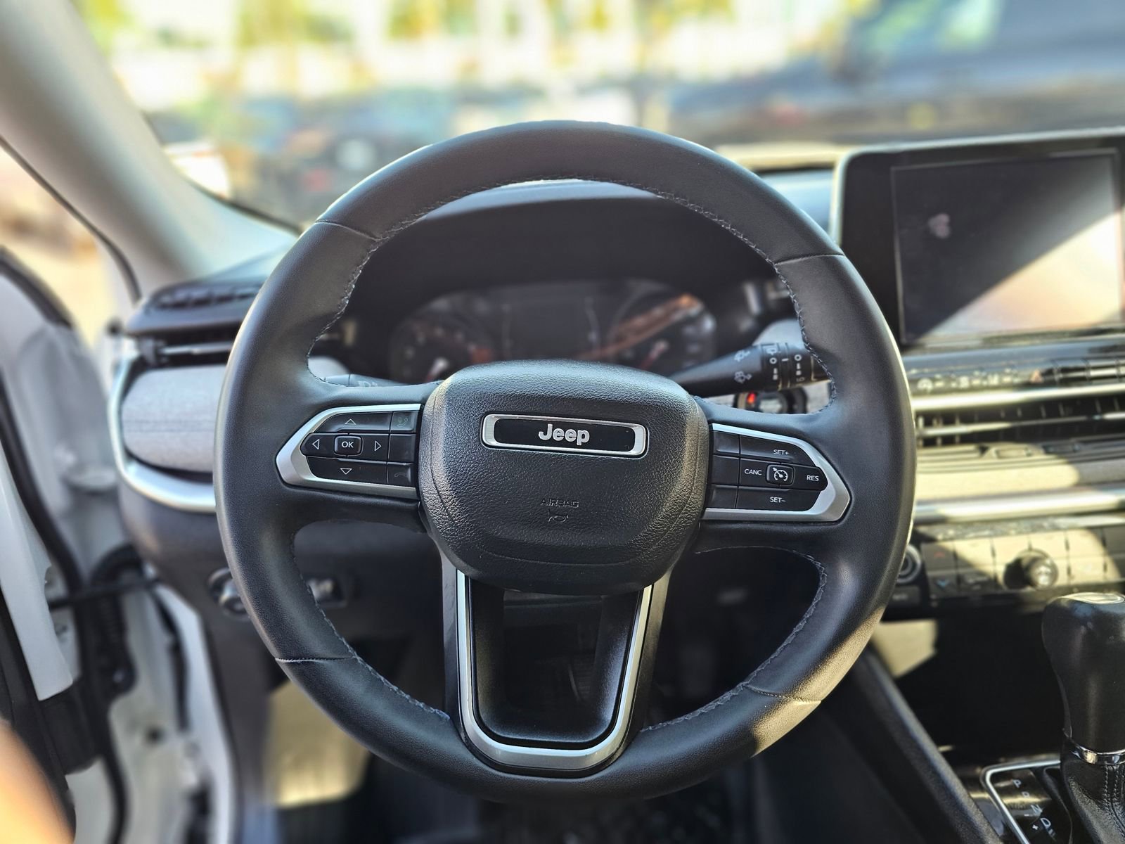 Used 2022 Jeep Compass Latitude AWD/4WD image 23