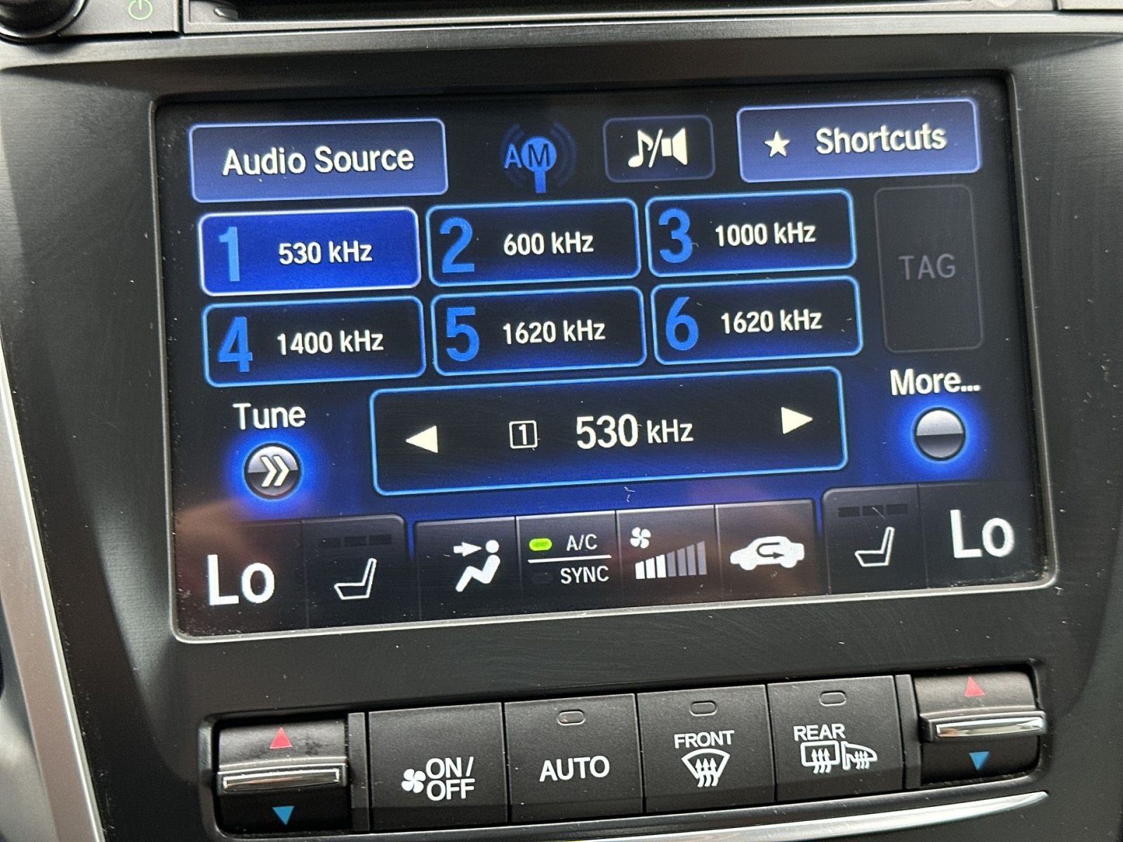 Used 2015 Acura TLX w/ Technology Package FWD image 21
