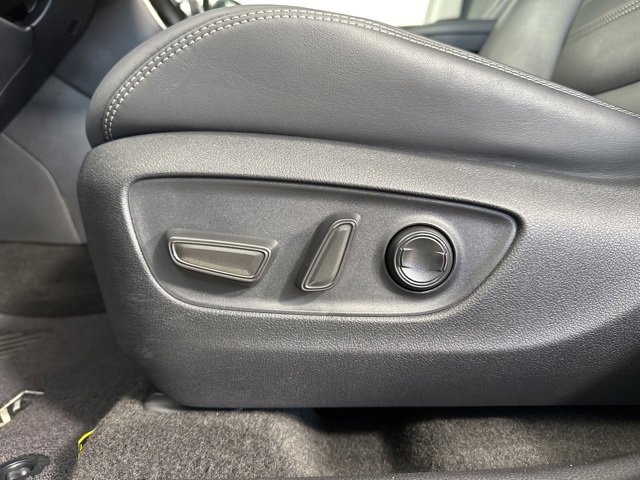 Used 2022 Toyota RAV4 XLE Premium image 22