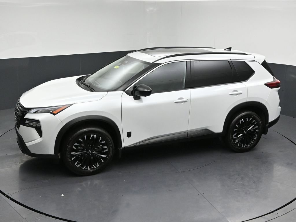 New 2026 Nissan Rogue SV AWD/4WD image 25