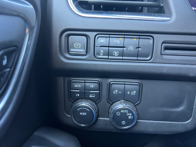 Used 2024 Chevrolet Tahoe RST w/ RST Performance Edition AWD/4WD image 25