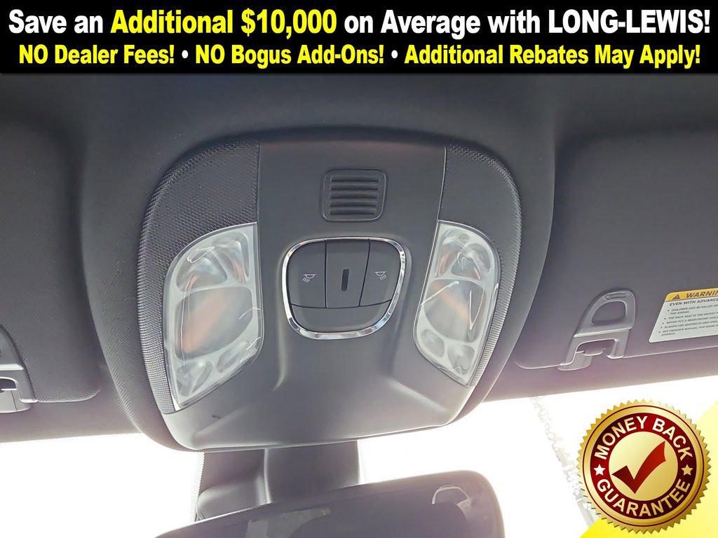 Used 2024 Jeep Compass Latitude image 30