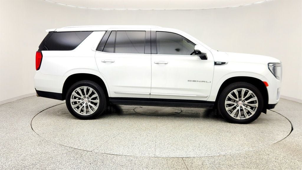 Used 2022 GMC Yukon Denali AWD/4WD image 4